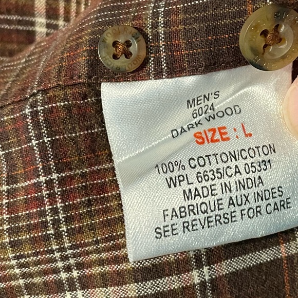 Woolrich Men's Striped Long Sleeve Button Down - Picture 5 of 7